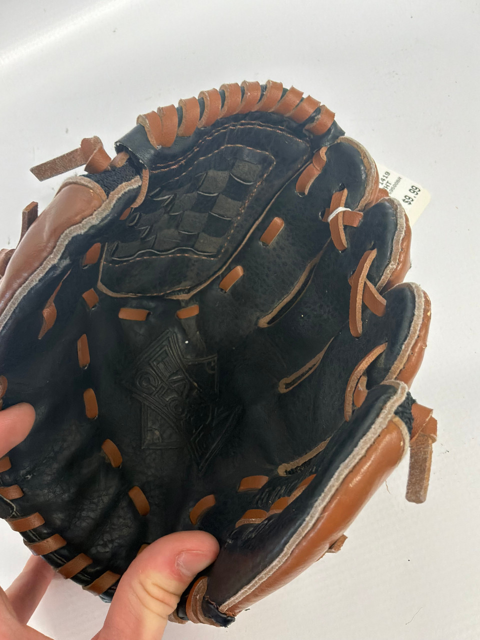 Used Adidas TS9500BR BB/SB Glove RH Throw Black 9 1/2