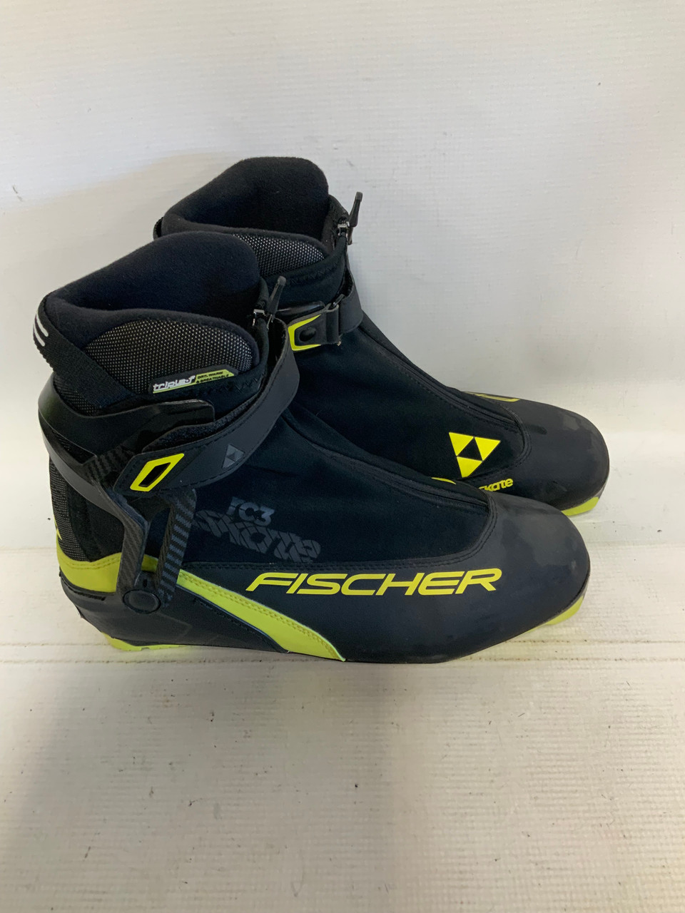 Used Fischer SKATE RC3 Mens NNN XC Ski Boots Black M 10.5