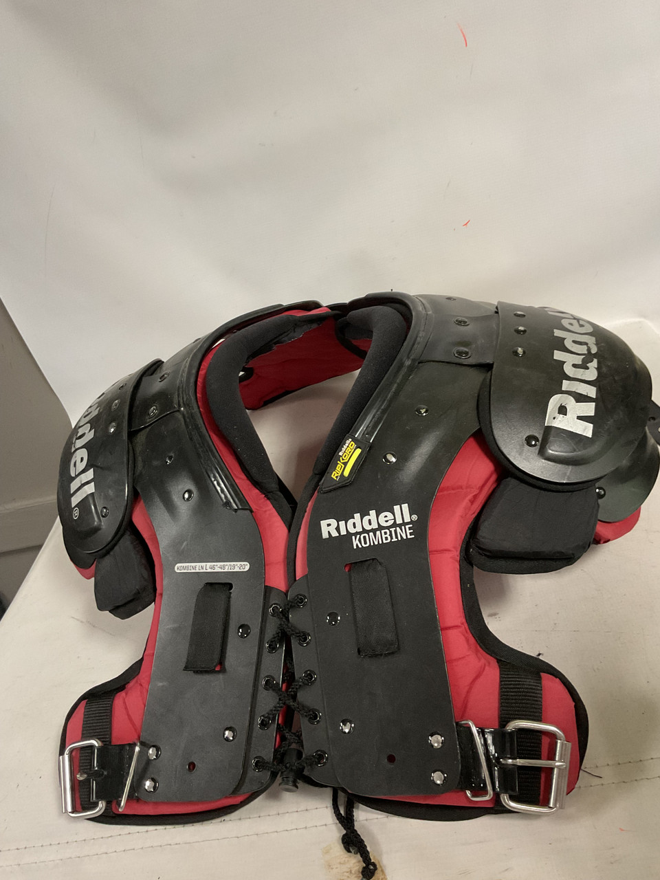 Used Riddell KOMBINE LN FB Shoulder Pads Black LG
