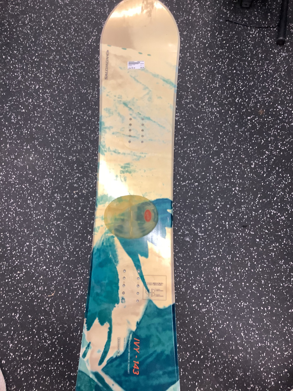 Used Salomon IVY Womens Snowboard Only Grey 143 cm
