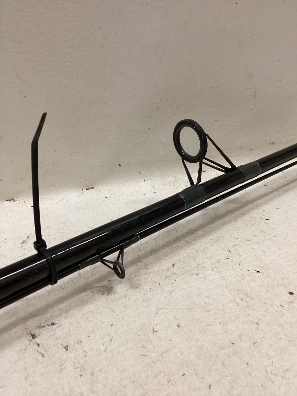 cyclone fishing pole Used CYCLONE HEAVY DEEP SEA Fishing Rod Only 11725-S000501910