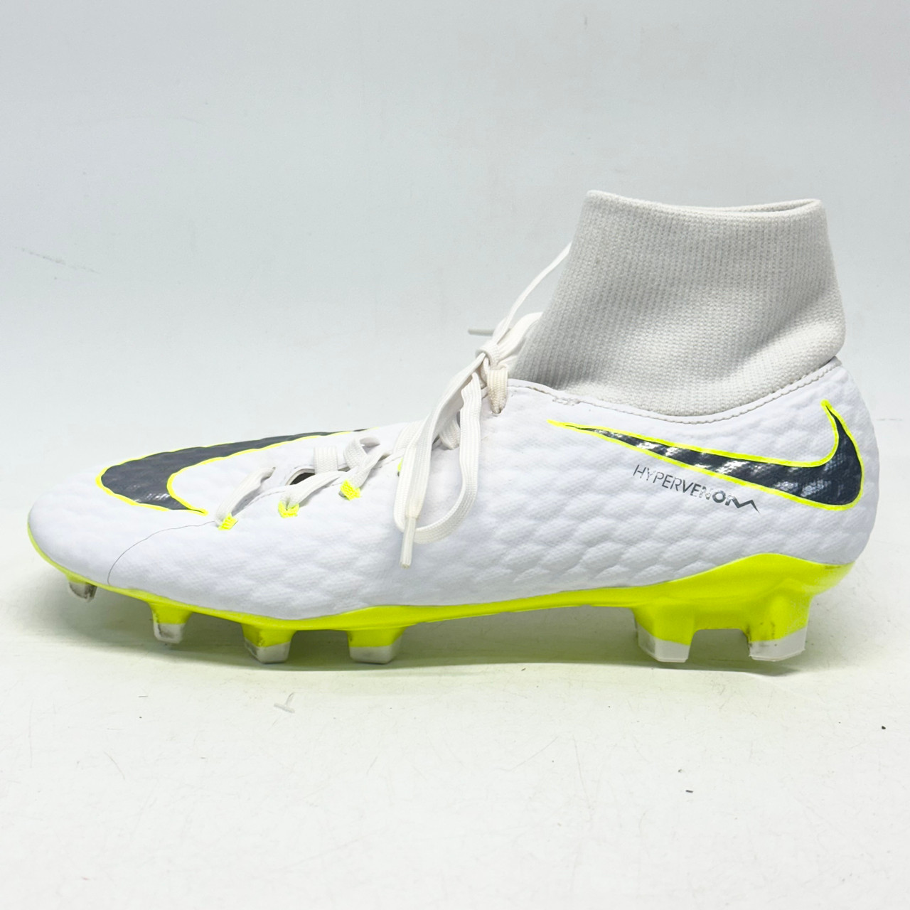 NIKE HYPERVENOM サッカースパイク ホワイト　24㎝ Used Nike HYPERVENOM Soccer Cleats White And Optic Yellow Senior 6.5