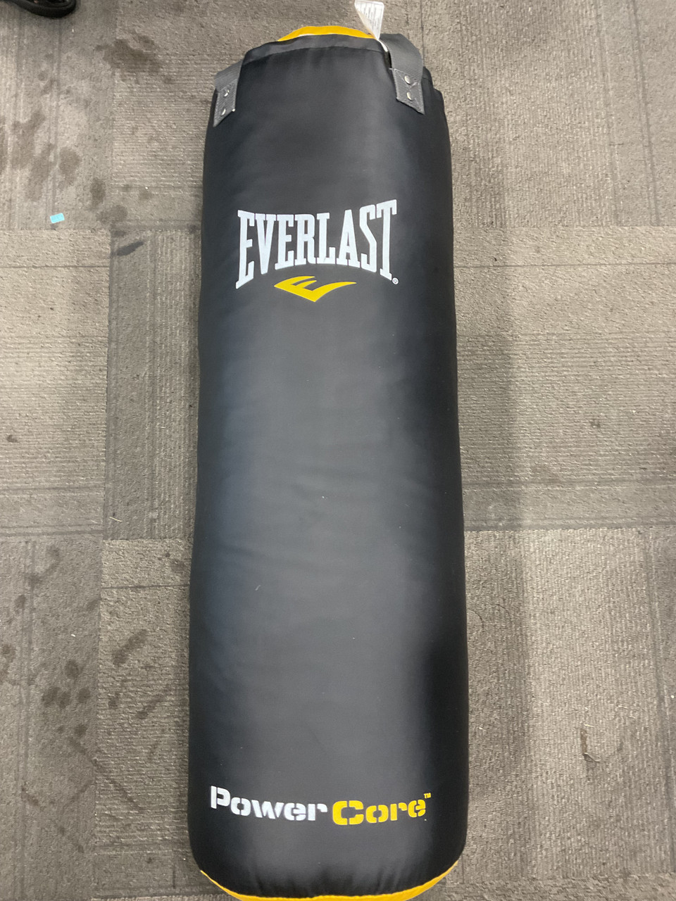 Used Everlast POWER CORE 80LB Boxing Heavy Bag Black 80 lb