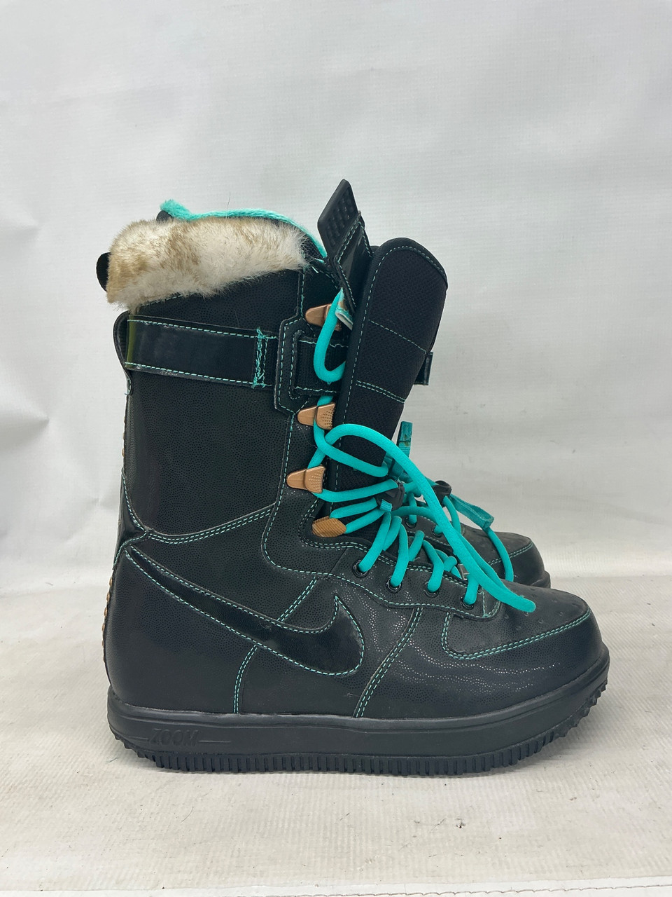 Used Nike ZOOM FORCE 1 Womens Snowboard Boots Black Senior 8.5 Used Nike ZOOM FORCE 1 Womens Snowboard Boots Black Senior 8.5