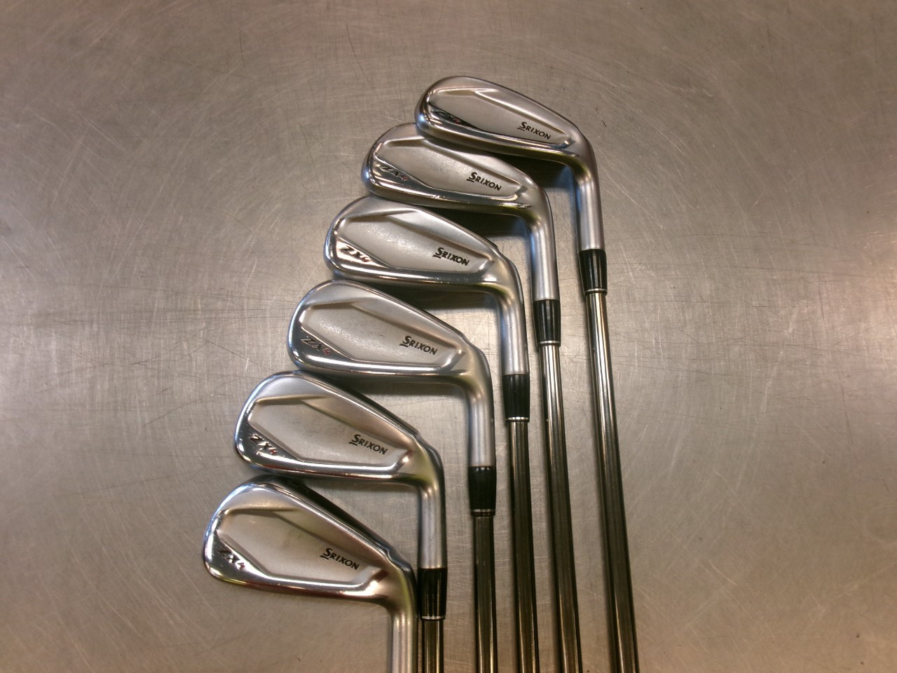 Used Srixon ZX4 Mens Iron Set RH 5I-PW