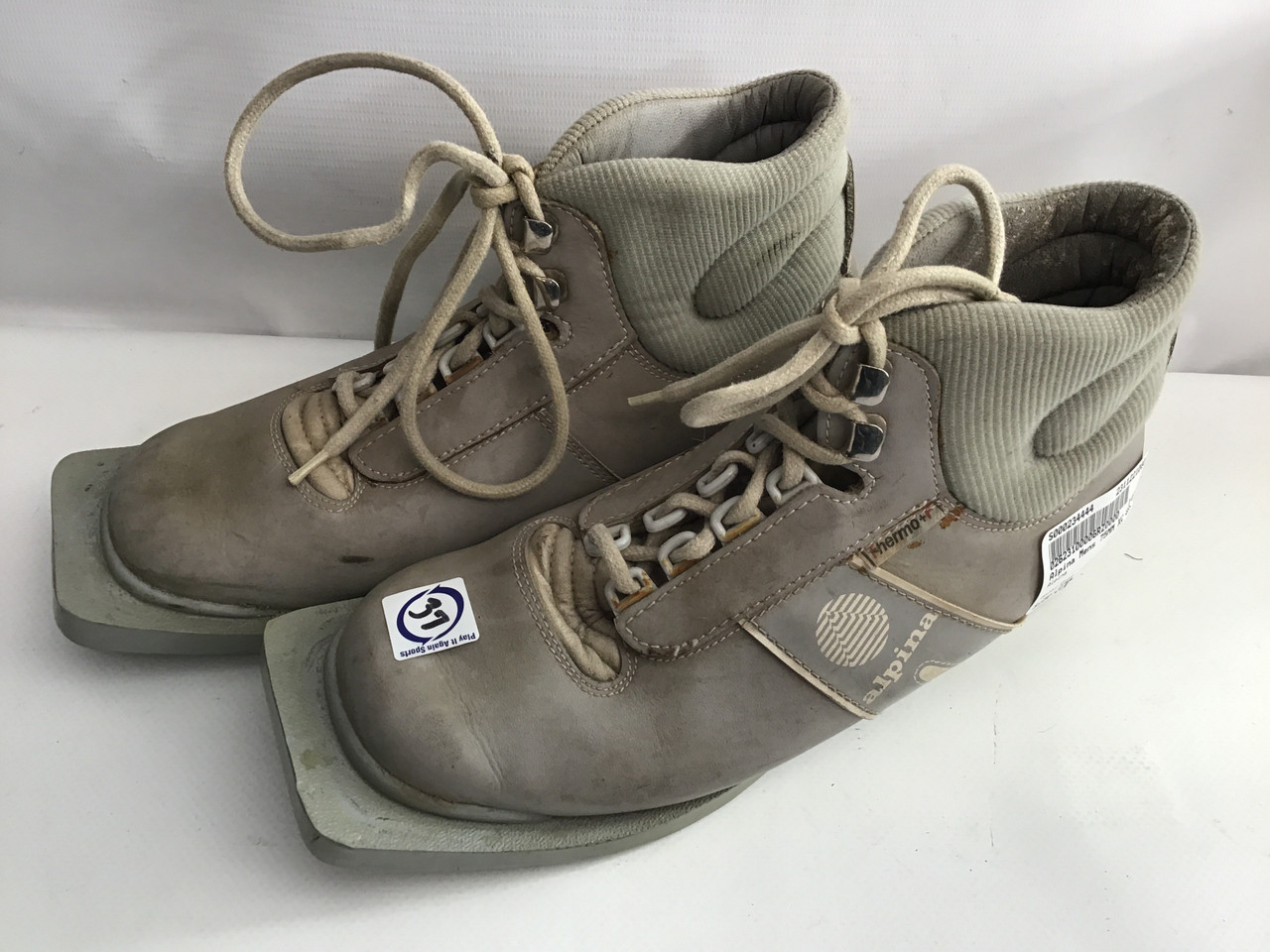 Used Alpina W 06 JR Men's Cross Country Ski Boots 10801-S000234444