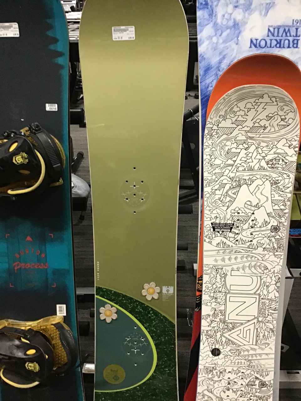 Used Burton CUSTOM Womens Snowboard Only Vegas Gold 151 cm