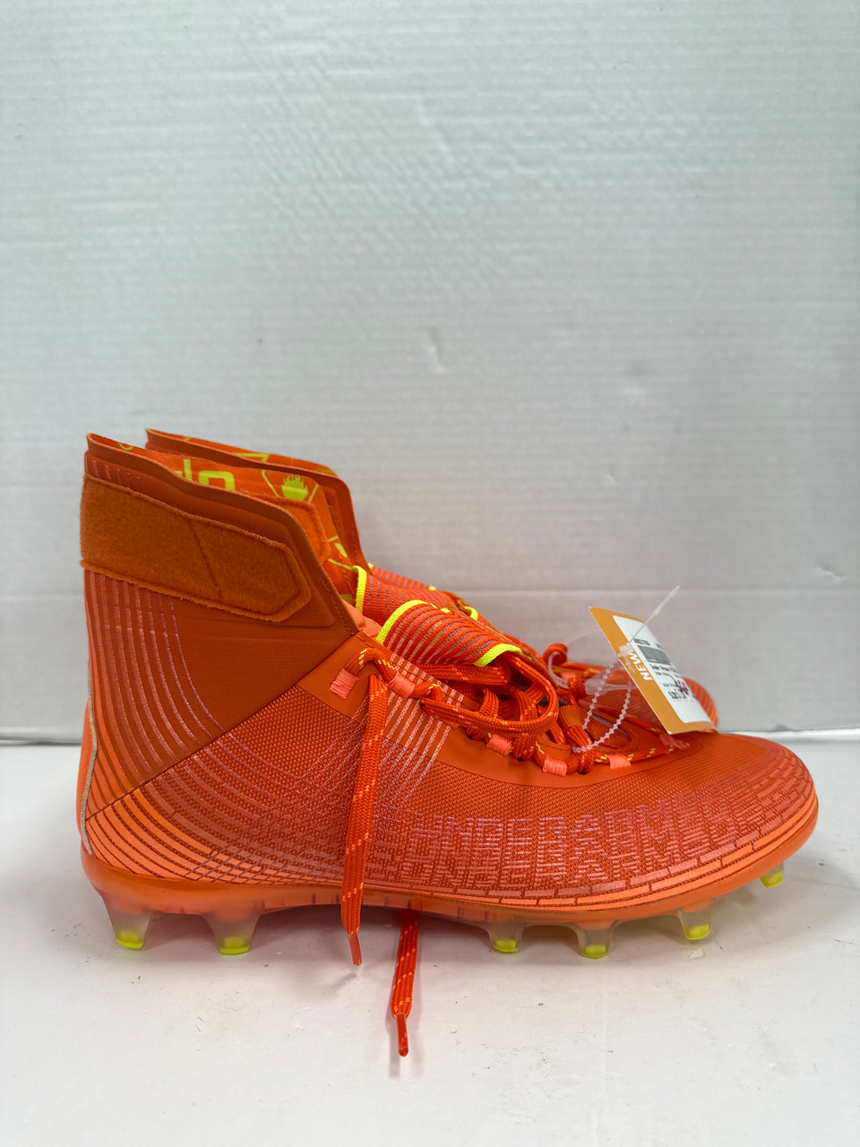 Used Under Armour HIGHLIGHT MC Adult FB Cleats Orange Senior 11