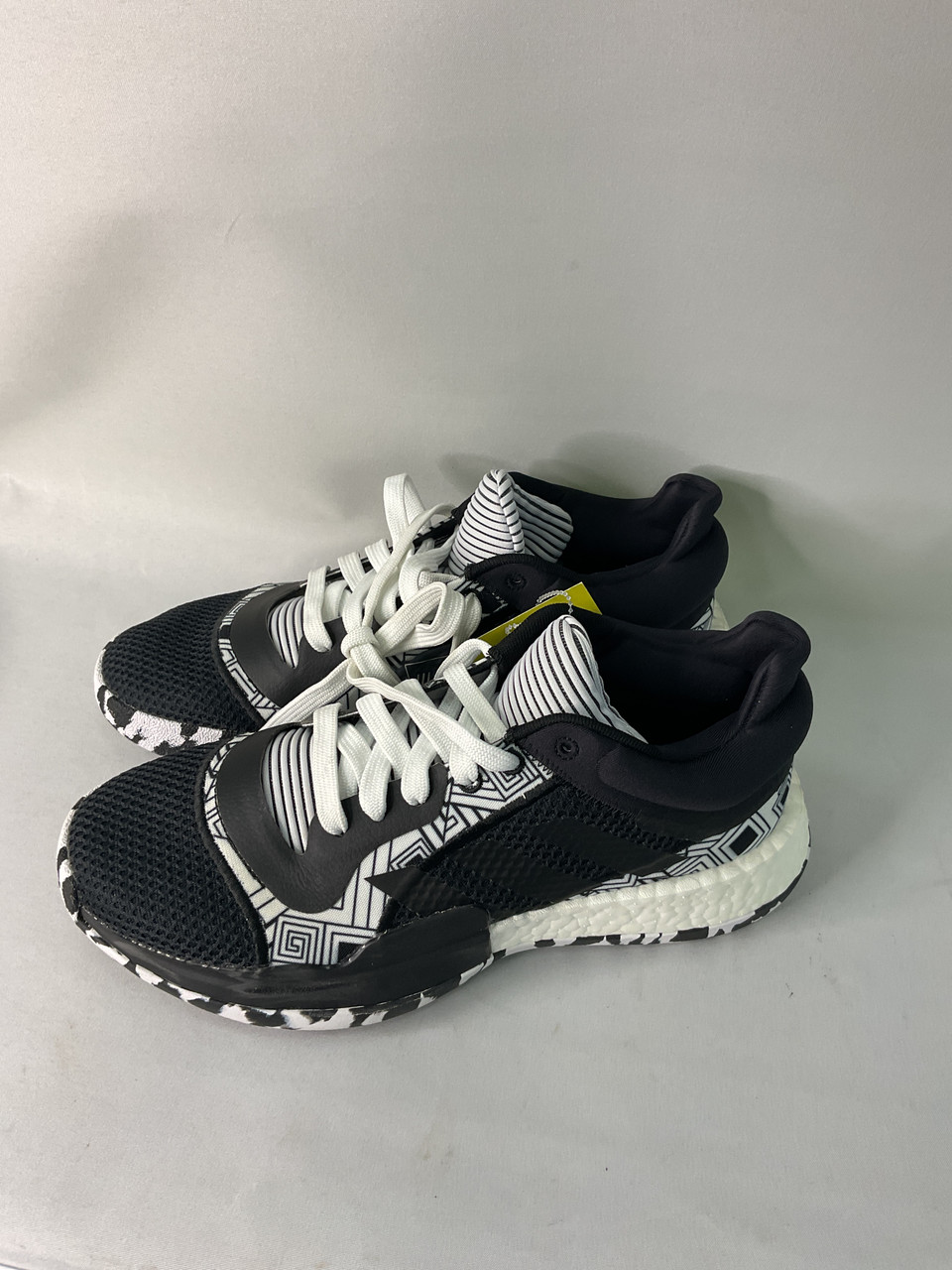 Used Adidas Basketball Shoes M Black Senior 8.5