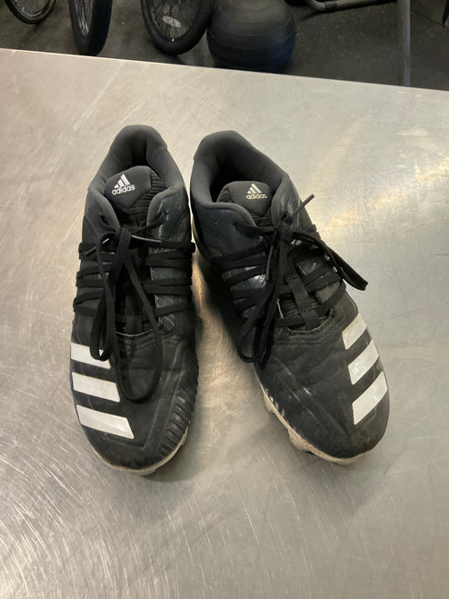 Used Adidas Jr FB Cleats Black Junior 05.5 11790-S000035608
