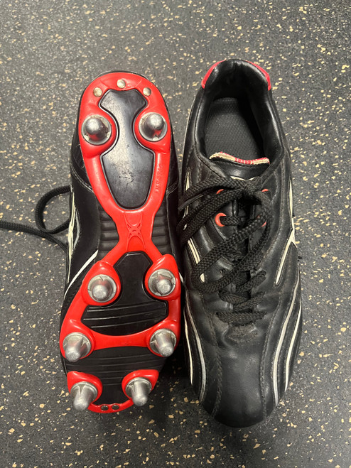Used Adult FB Cleats Black Senior 6 11774-S000075075