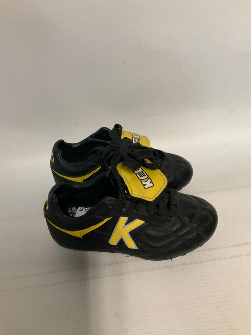 Used KELME Soccer Cleats Black Youth 10.5 11823-S000026559