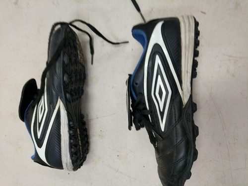 Vist Large View of Product Image Which is Umbro Soccer Soccer / Shoes
