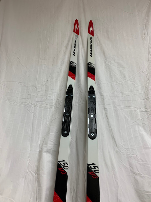 Vist Large View of Product Image Which is Cross Country Cross Country Ski / Boys Skis