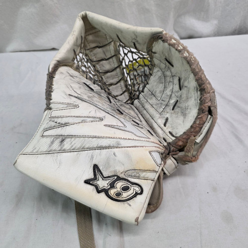 Used Brians SUBZERO Senior Goalie Catcher White 11651-S000378194