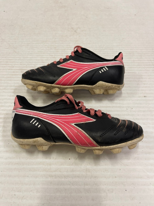 Vist Large View of Product Image Which is Diadora Soccer Soccer Outdoor Cleats