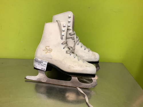 Vist Large View of Product Image Which is Used CCM FIGURE SKATES Girls Figure Skate White Youth 13.0