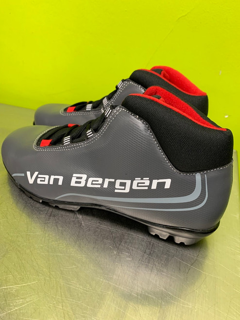 Vist Large View of Product Image Which is Cross Country Cross Country Ski / Mens Boots