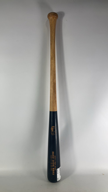 Used MAD DOG BATS BB/SB Wood Bat 31" 11834-S000026127