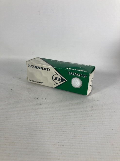 Vist Large View of Product Image Which is Used Dunlop TITANIUM 3 Ball - Golf Ball Sleeve