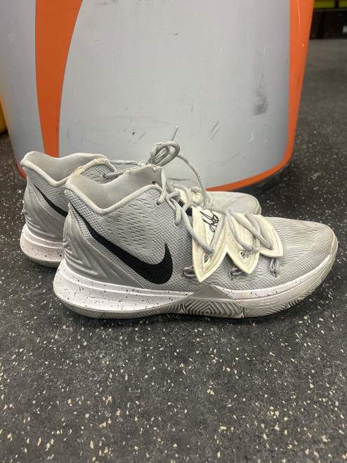 Vist Large View of Product Image Which is Used Nike Kyrie 5 TB Senior 10.5 Basketball Shoes