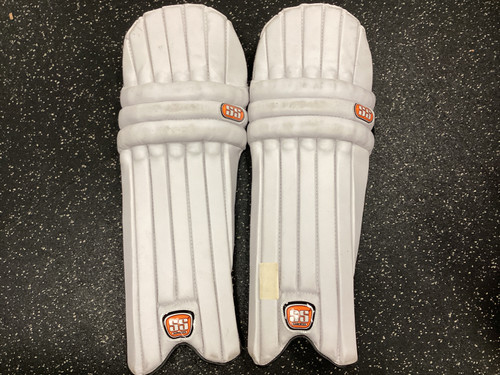 Vist Large View of Product Image Which is Used SUNRIDGES Cricket Shinguards