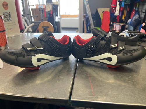 Vist Large View of Product Image Which is Used Bike Shoes Adult Black Senior 10