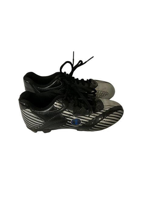 Vist Large View of Product Image Which is Used Champion Sports Junior Soccer Cleats Size 02.5