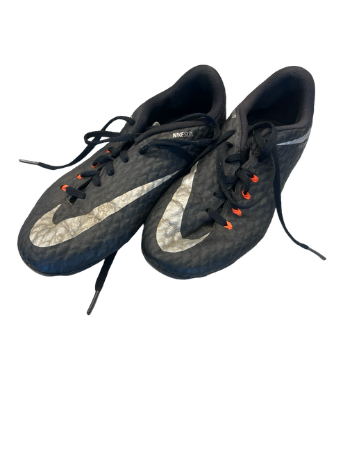 Vist Large View of Product Image Which is Used Nike Soccer Cleats Black Senior 5.5