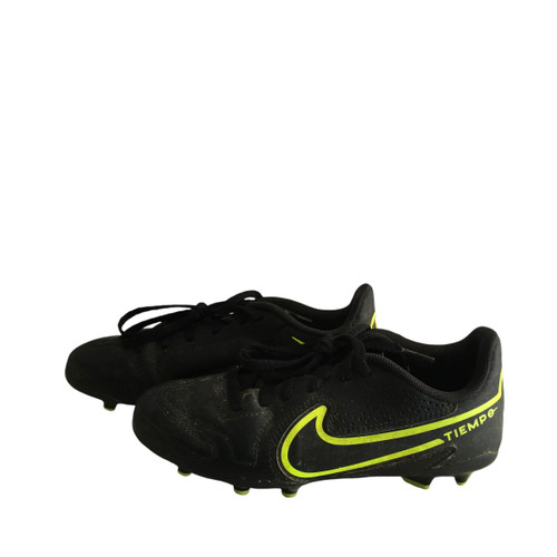 Vist Large View of Product Image Which is Used Nike Soccer Cleats Black Junior 01