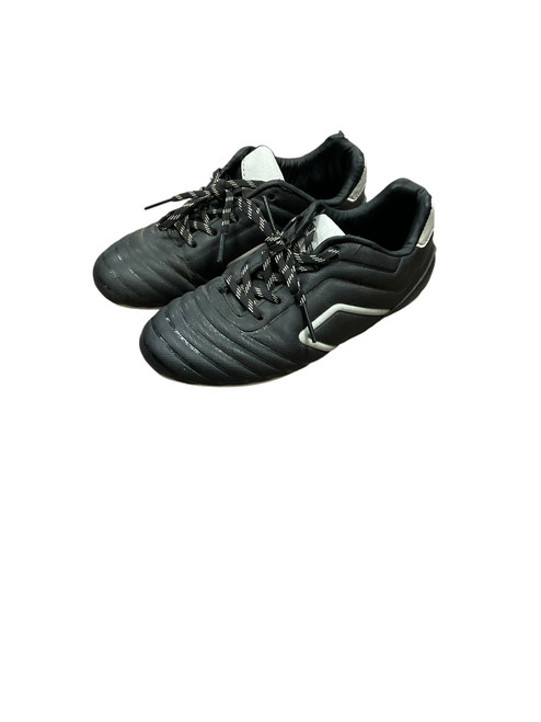 Vist Large View of Product Image Which is Used Soccer Cleats Black Junior 01