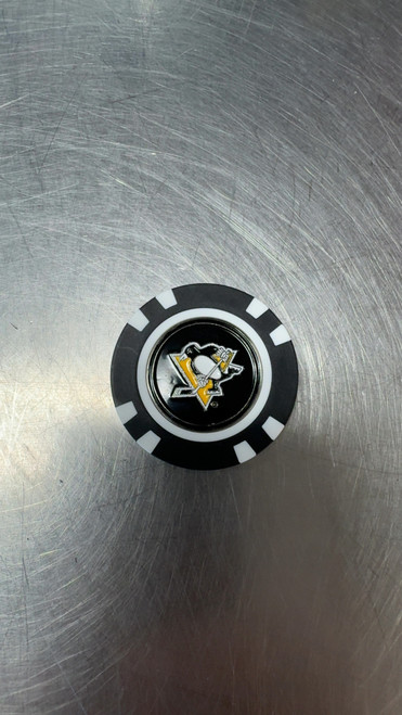 Vist Large View of Product Image Which is New POKER CHIP PENGUINS