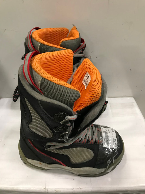 Vist Large View of Product Image Which is *Other Brand Snowboard Snowboard / Boys Boots