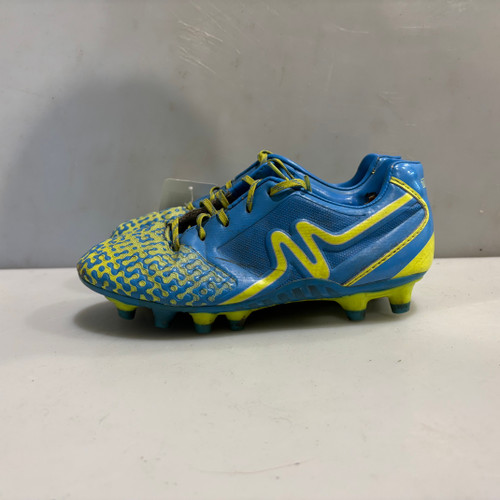 Vist Large View of Product Image Which is Used Mitre Soccer Cleats Royal Blue Junior 02