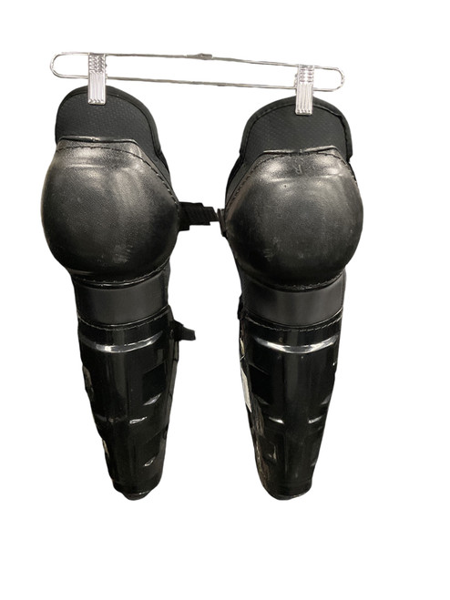Vist Large View of Product Image Which is Used Koho BLACK SHINGUARDS Senior Shin Guards Black 16" 11856-S000011684