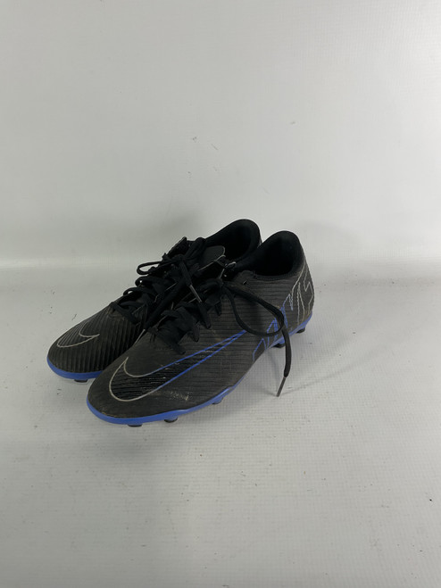 Vist Large View of Product Image Which is Used Nike Soccer Cleats Black Youth 06.5