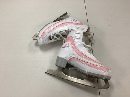 Vist Large View of Product Image Which is Used American Athletic AMERICAN FIGURE SKATES Girls Figure Skate Pink Junior 03