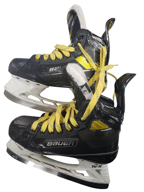Vist Large View of Product Image Which is Used Bauer SUPREME 3S Junior Hockey Skate Junior 03