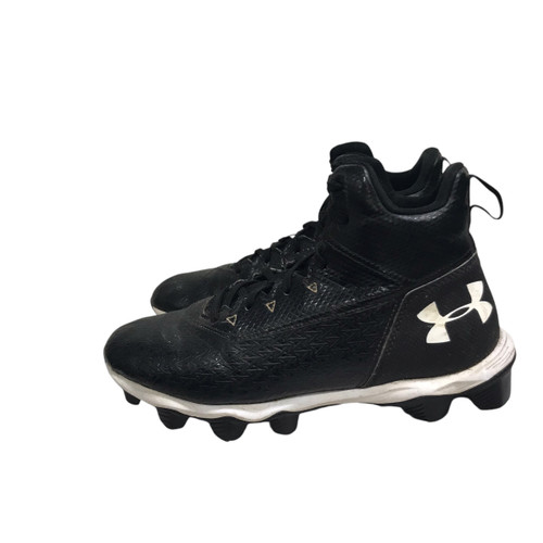 Vist Large View of Product Image Which is Used Under Armour Jr FB Cleats Black Junior 05.5