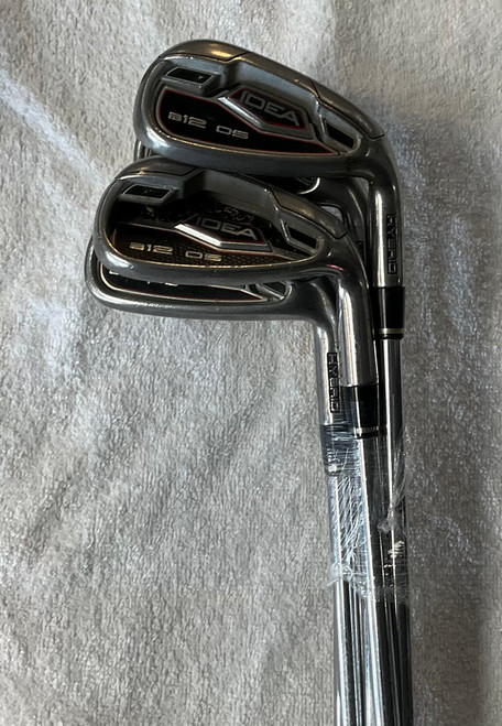 Vist Large View of Product Image Which is Used Adams Golf IDEA A12 OS Mens Iron Set RH 6I-PW