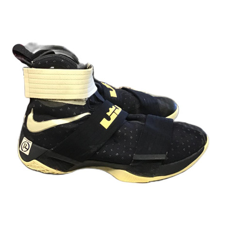Vist Large View of Product Image Which is Used  Nike LeBron Zoom Soldier 10 Basketball Shoes 