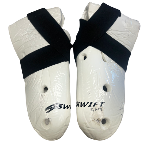 Used Century Martial Arts Foot Pads Black Senior 11730-S000015188