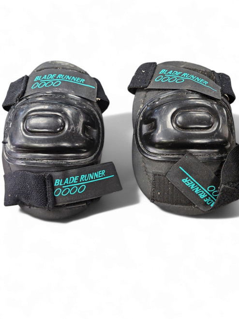 Vist Large View of Product Image Which is Used Skateboard Kneepads Black MD 11863-S000017994