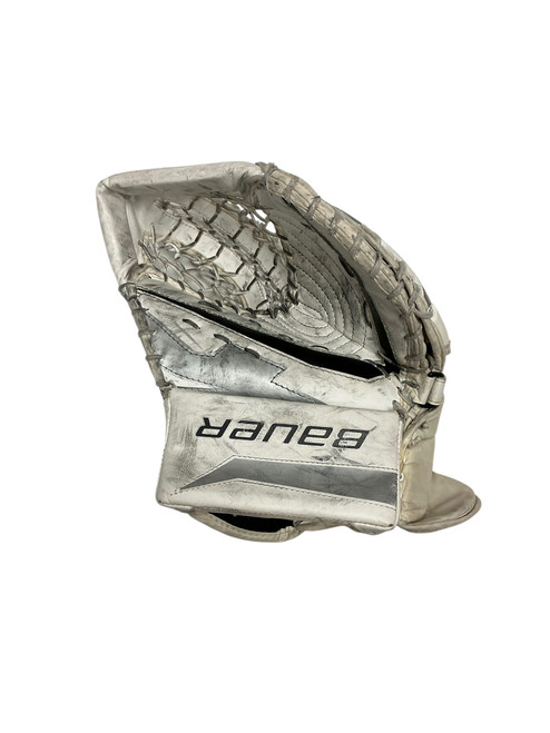 Used Bauer SUPREME ONE60 Junior Goalie Catcher White 11680-S000411786