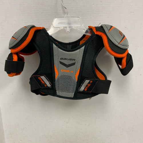Vist Large View of Product Image Which is Used Bauer ONE.4 Youth Shoulder Pads MD
