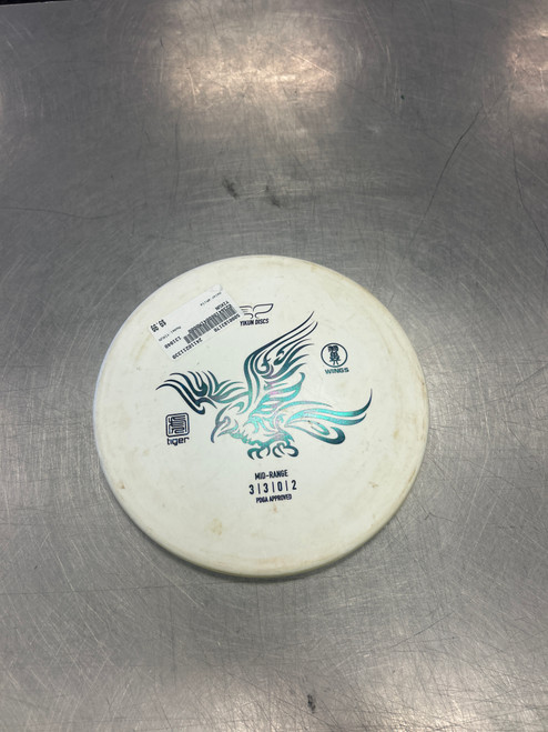 Vist Large View of Product Image Which is Used YIKUN Disc Golf Mid Range White