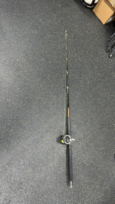 Used Shakespeare UGLY-STIK Rod and Reel Combo 11337-S000448181