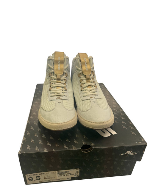 New ScrapLife Wrestling Shoe White Size 10 11863-AFIWBK9010