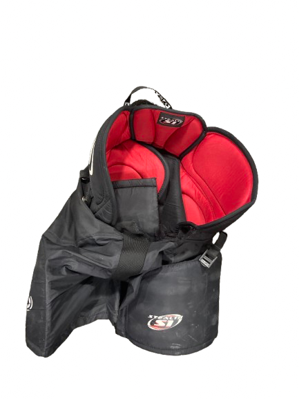 Vist Large View of Product Image Which is Used Easton Junior Pant Black MD