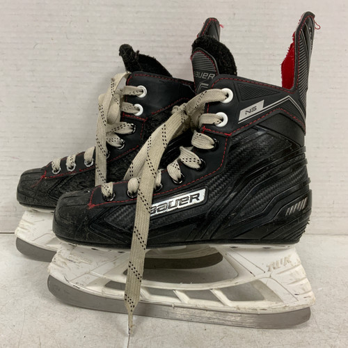 Vist Large View of Product Image Which is Used Bauer NS Junior Hockey Skate Junior 03